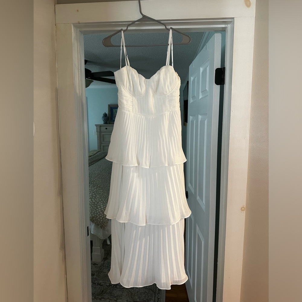 NWT Lulus dress sz M